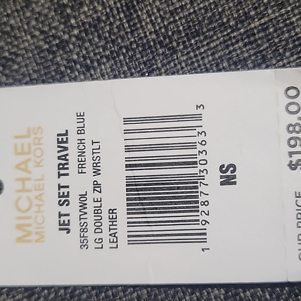 Michael Kors Blue Wallet - Picture 4 of 4